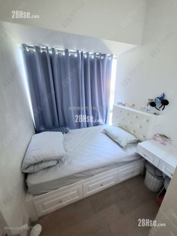 Peninsula East Sell 3 Bedrooms 959 ft²