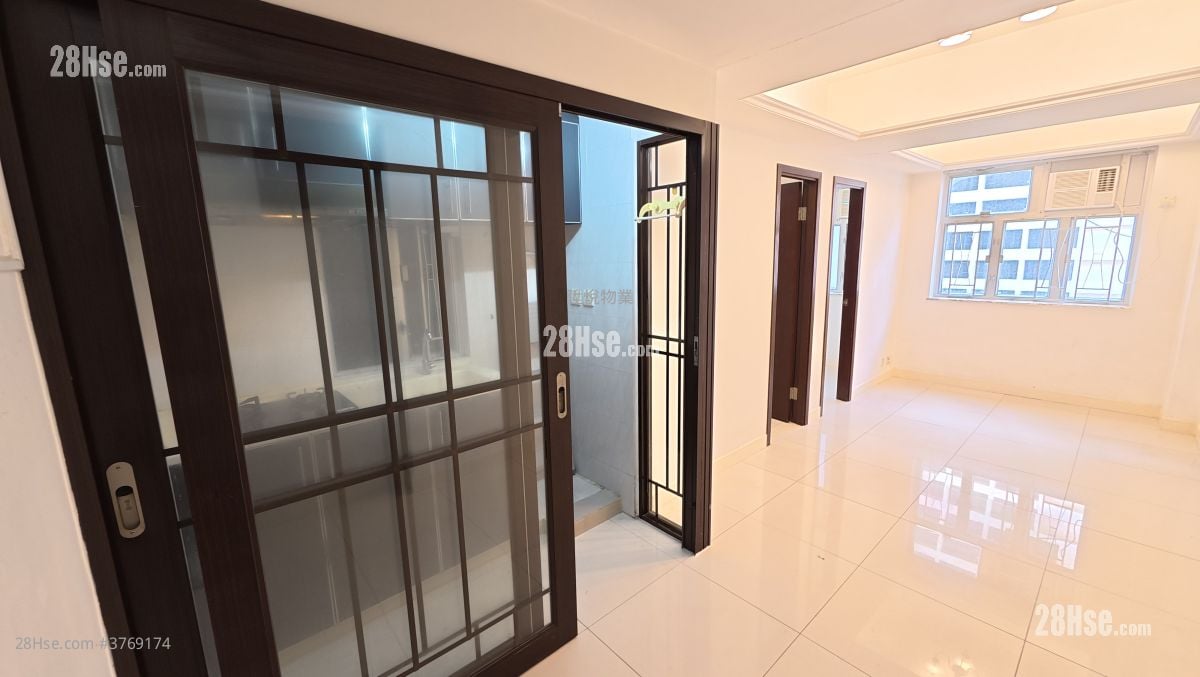 南方大厦 租盘 2 房 , 1 浴室 376 平方尺