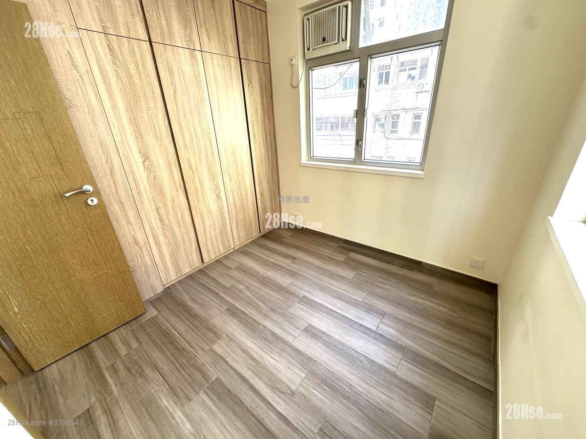 Viking Garden Sell 2 Bedrooms , 1 Bathroom 449 ft²