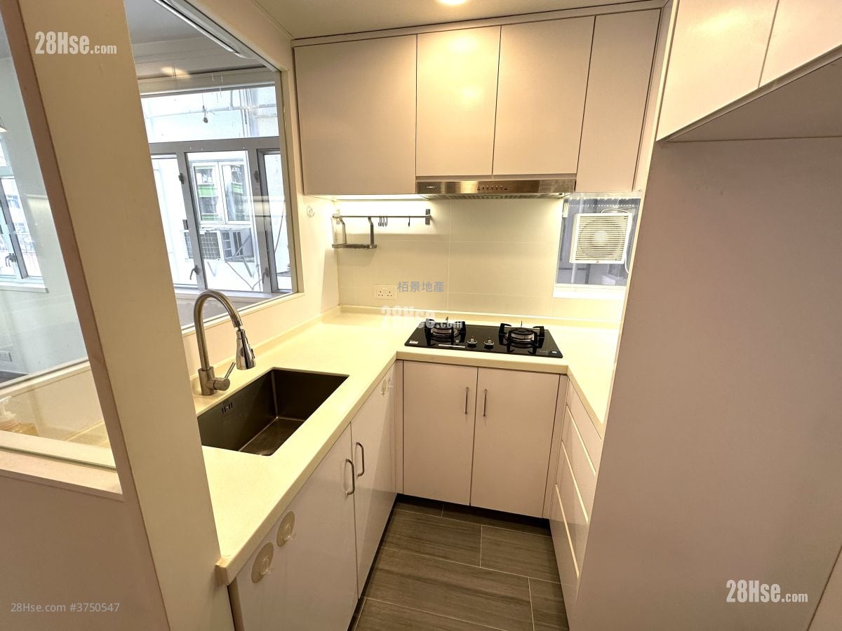 Viking Garden Sell 2 Bedrooms , 1 Bathroom 449 ft²