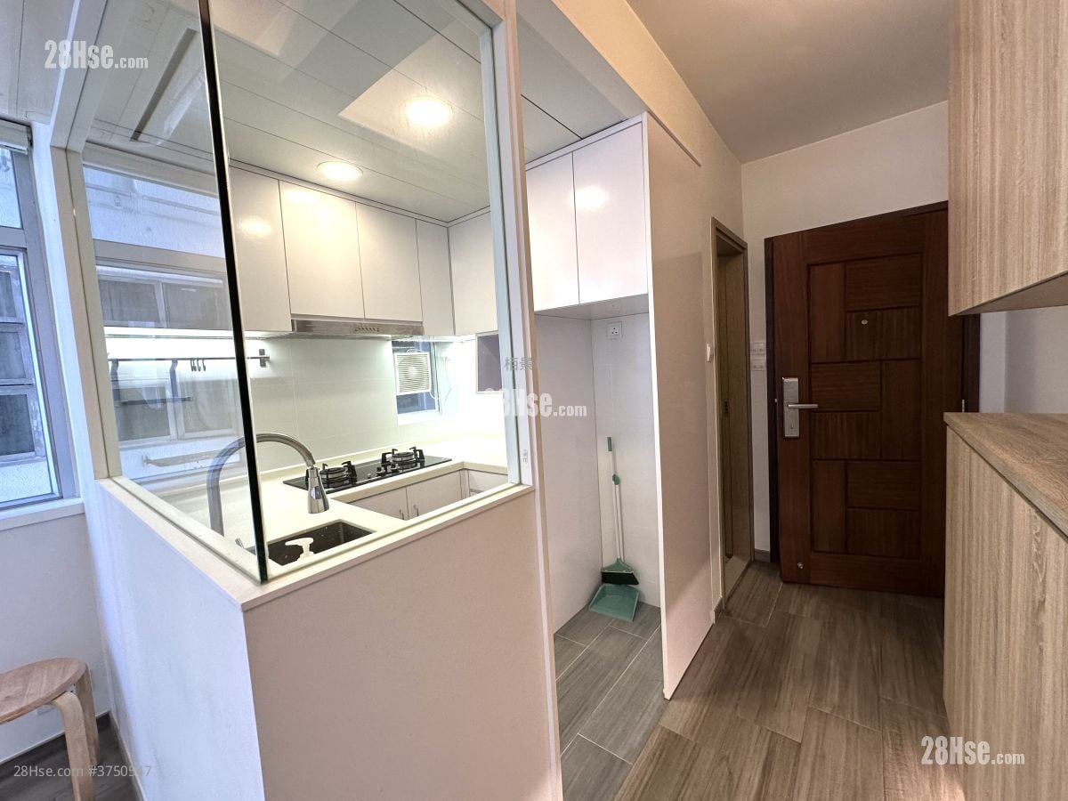 Viking Garden Sell 2 Bedrooms , 1 Bathroom 449 ft²