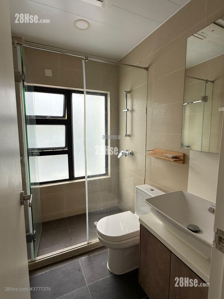 Fortune Garden Sell 3 Bedrooms , 3 Bathrooms 1,090 ft²