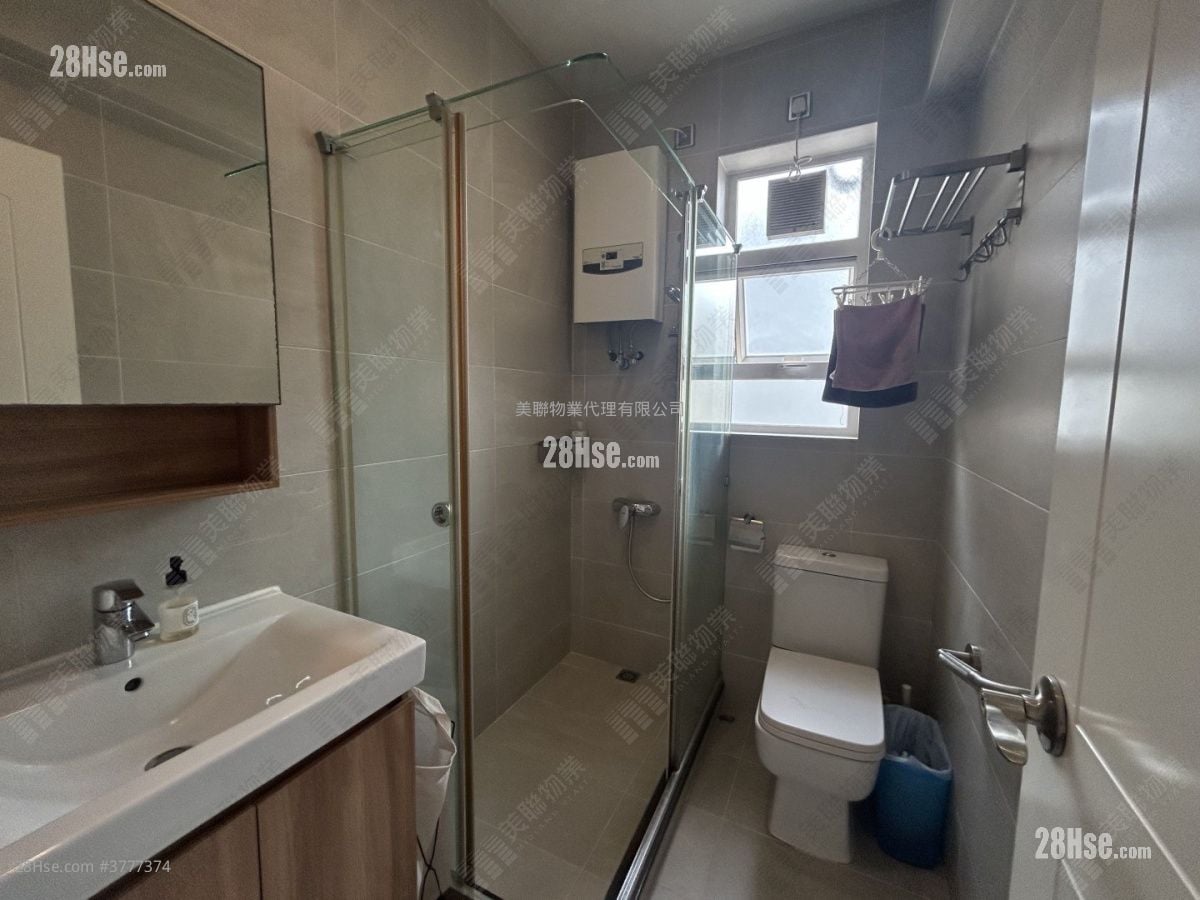 爱华大厦 售盘 3 房 , 2 浴室 1,109 平方尺