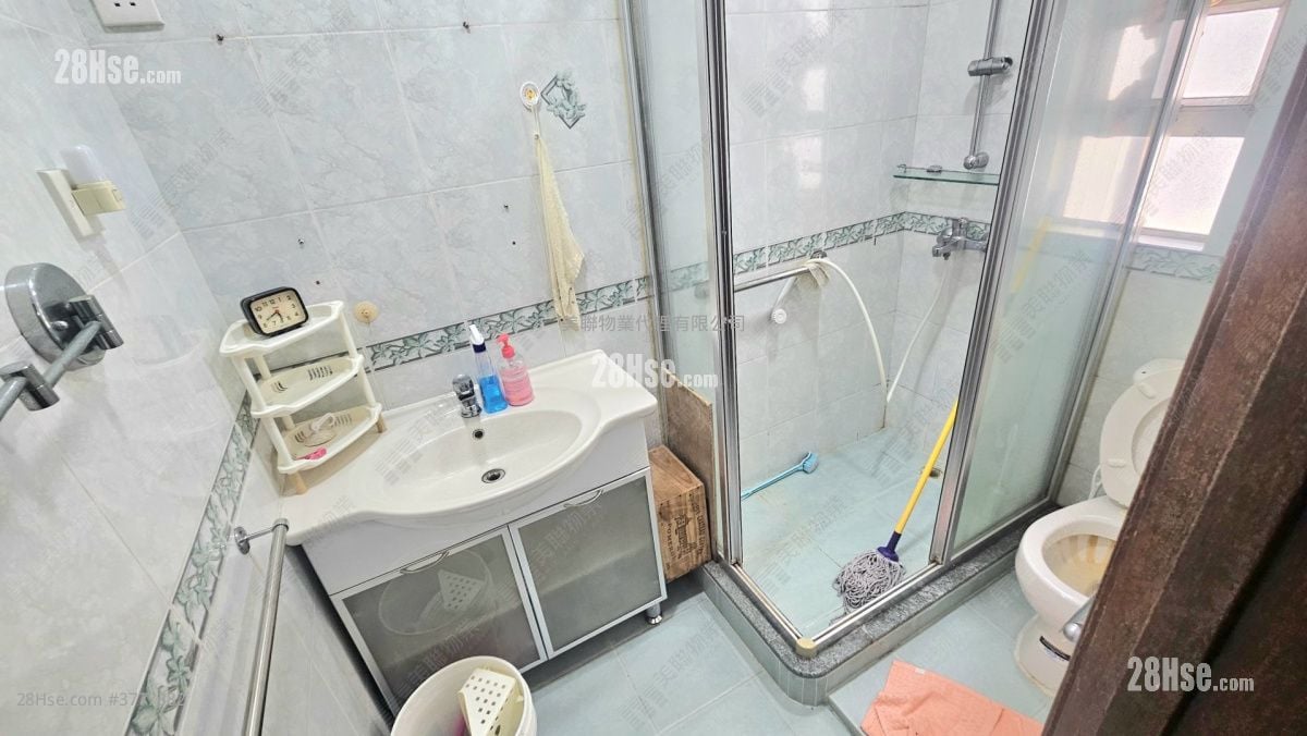 伟伦大厦 售盘 3 房 , 2 浴室 1,302 平方尺