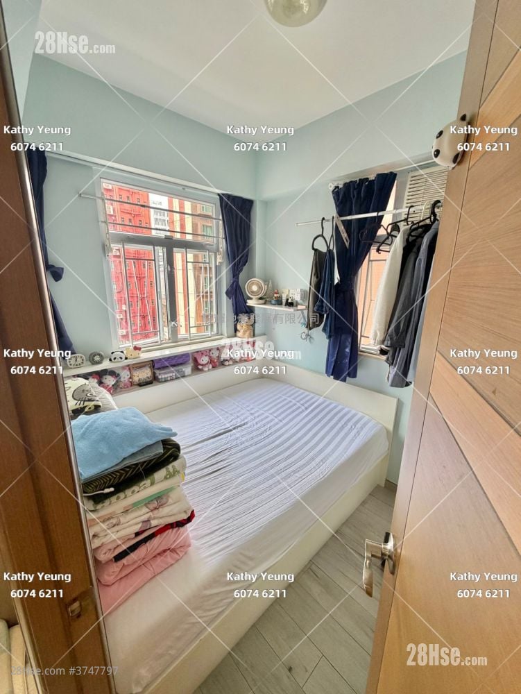 金辉大厦 售盘 2 房 , 1 浴室 302 平方尺