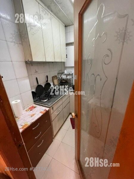 Whampoa Estate Sell 2 Bedrooms 413 ft²