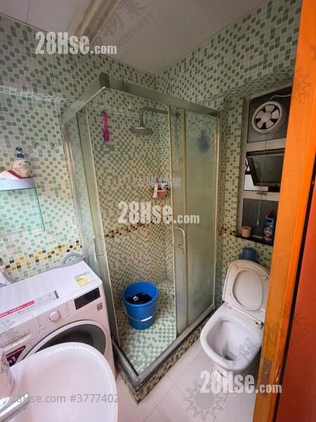 Whampoa Estate Sell 2 Bedrooms 413 ft²