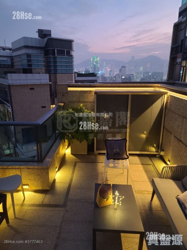 Ultima Sell 4 Bedrooms 2,132 ft²