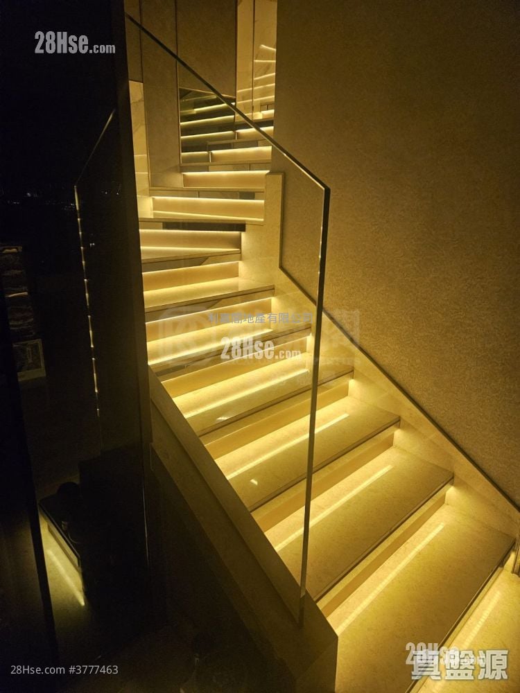 Ultima Sell 4 Bedrooms 2,132 ft²