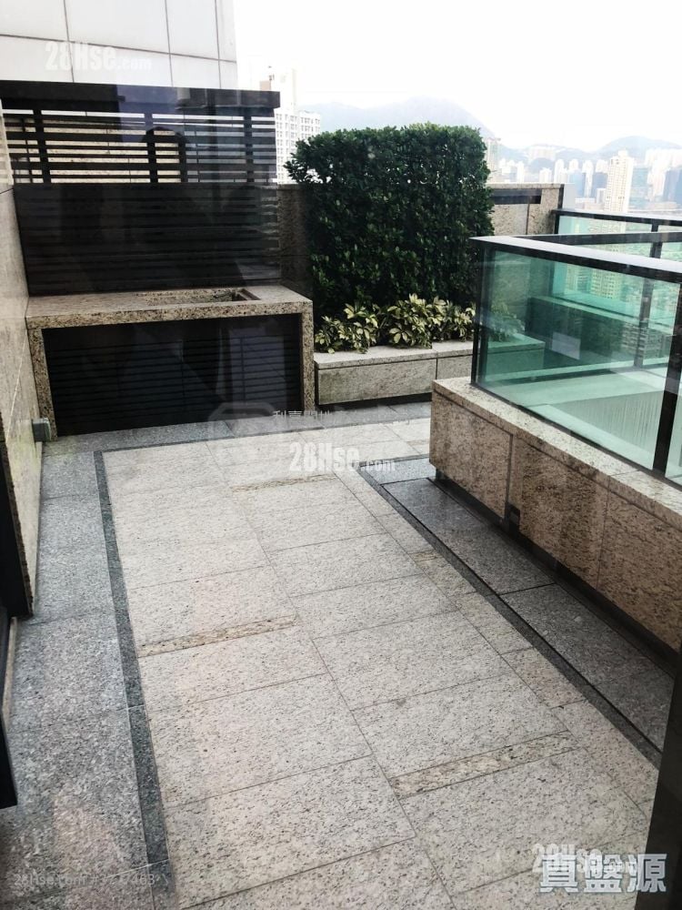 Ultima Sell 4 Bedrooms 2,132 ft²