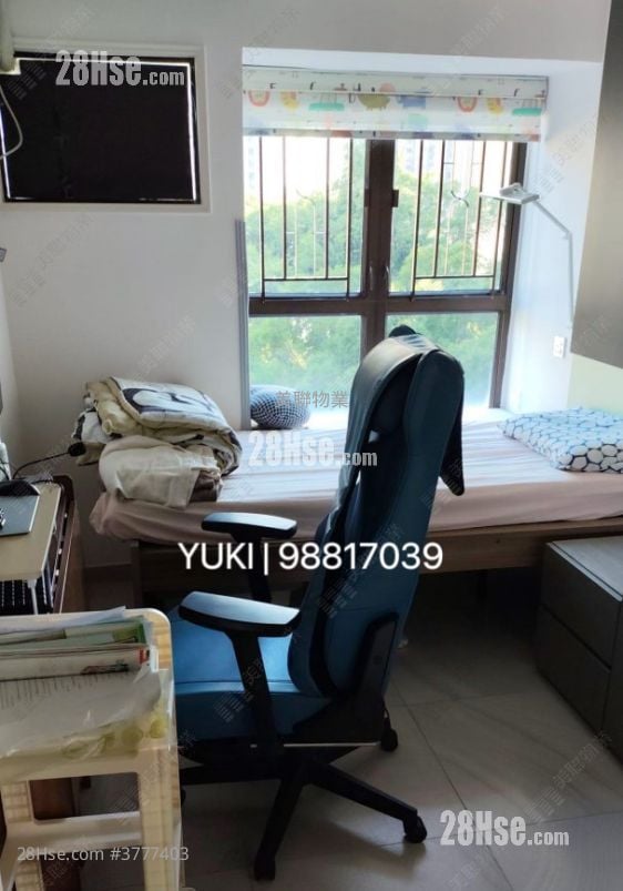 Parc Royale Sell 4 Bedrooms , 3 Bathrooms 942 ft²