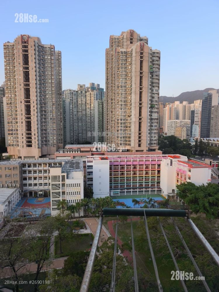 东头(二)邨 售盘 2 房 , 1 浴室 424 平方尺