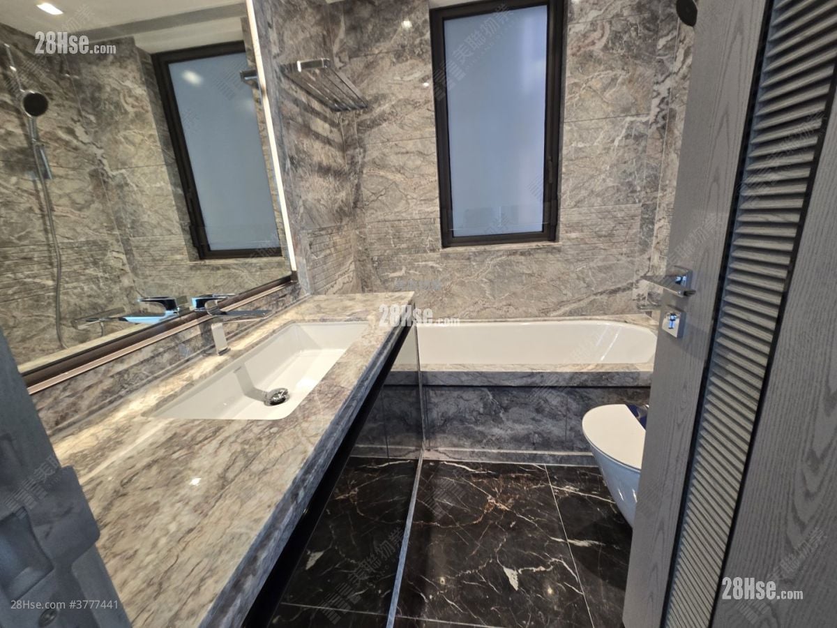 港岛南岸 售盘 3 房 972 平方尺