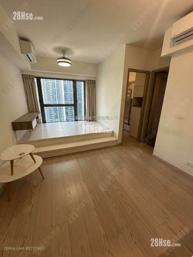 Sea To Sky Sell 2 Bedrooms , 1 Bathroom 468 ft²