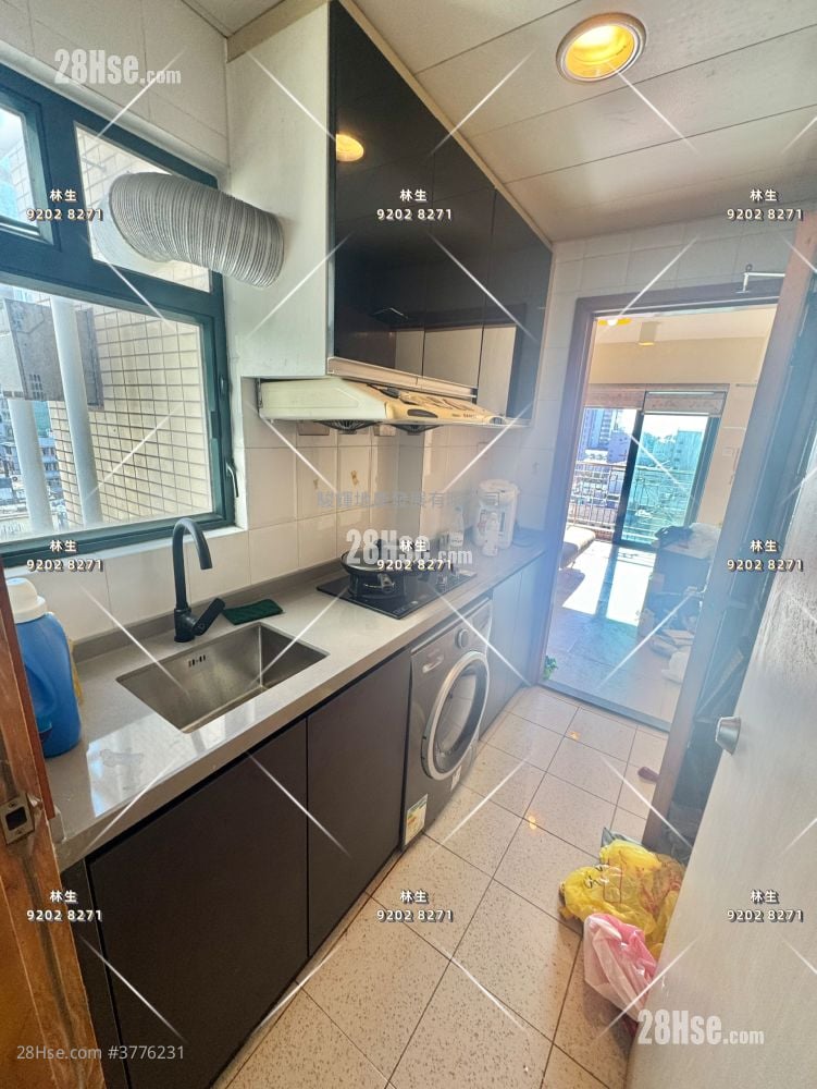 Yau On Court Sell 2 Bedrooms , 1 Bathroom 318 ft²