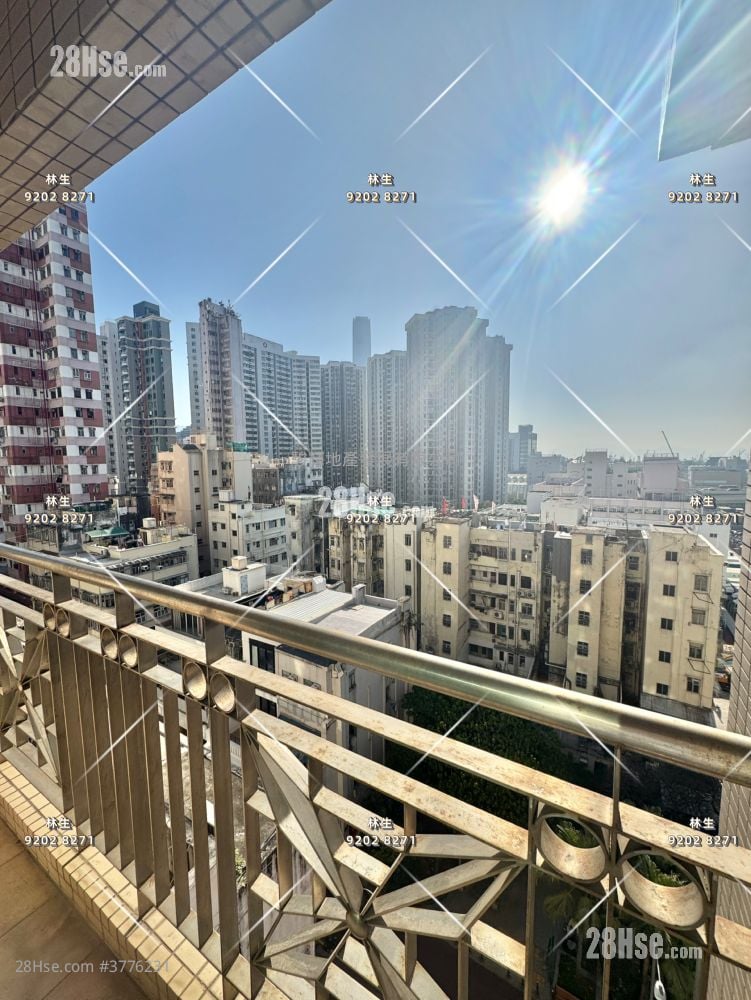 Yau On Court Sell 2 Bedrooms , 1 Bathroom 318 ft²