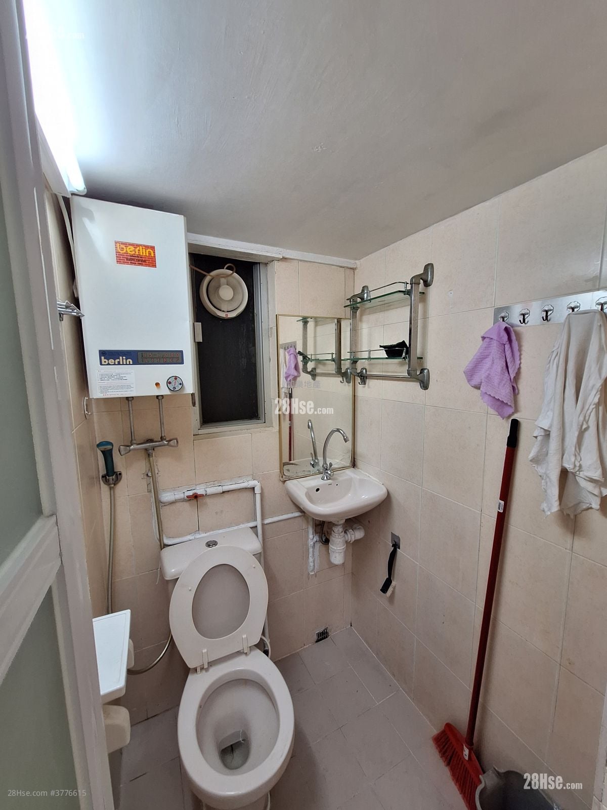 长乐大厦 售盘 2 房 , 1 浴室 302 平方尺