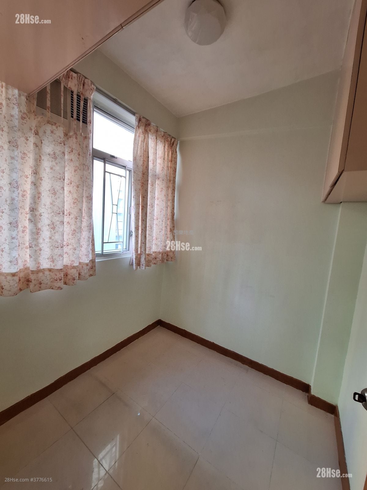 长乐大厦 售盘 2 房 , 1 浴室 302 平方尺