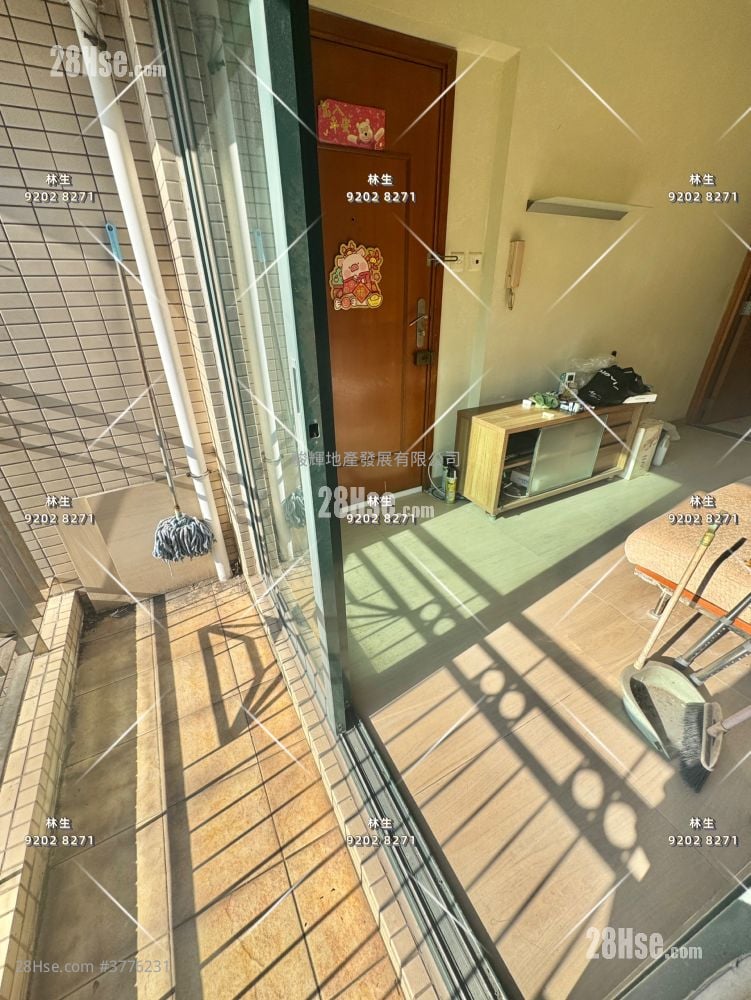 Yau On Court Sell 2 Bedrooms , 1 Bathroom 318 ft²