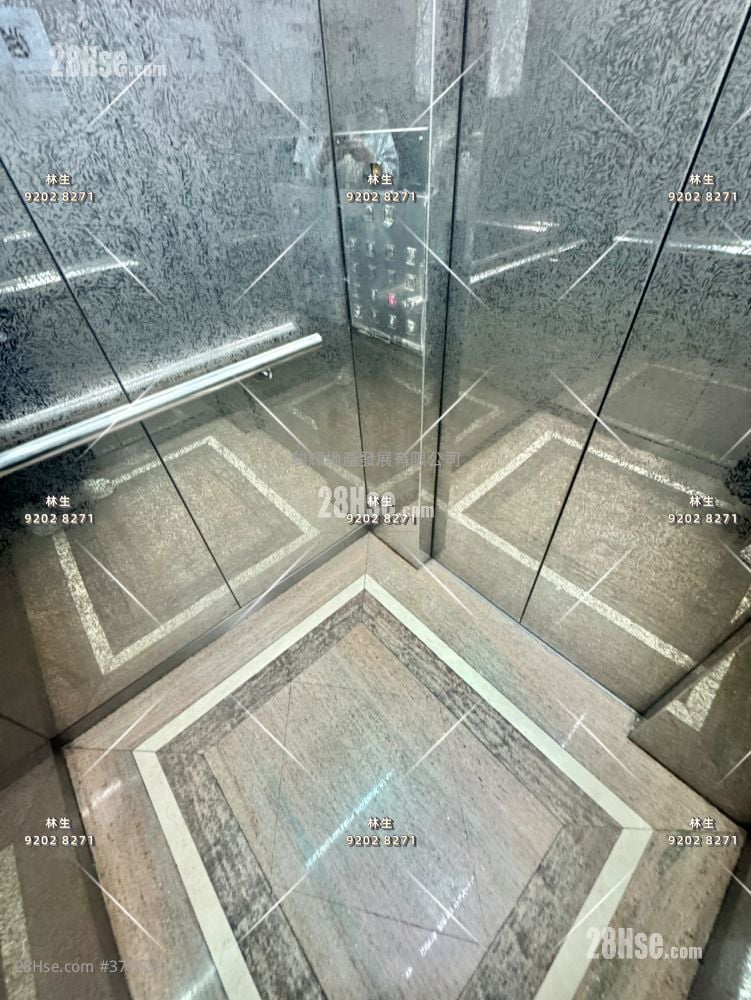 Yau On Court Sell 2 Bedrooms , 1 Bathroom 318 ft²