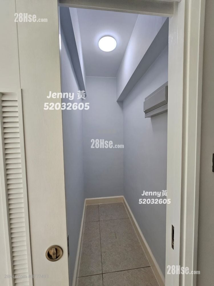 Festival City Sell 3 Bedrooms , 2 Bathrooms 786 ft²