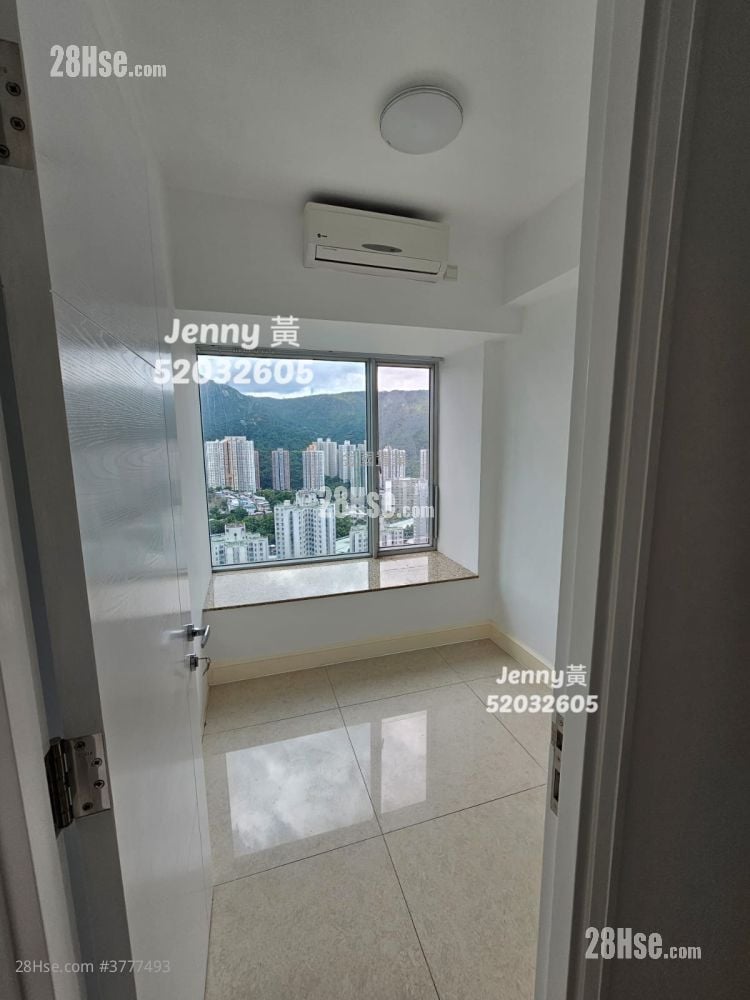 Festival City Sell 3 Bedrooms , 2 Bathrooms 786 ft²