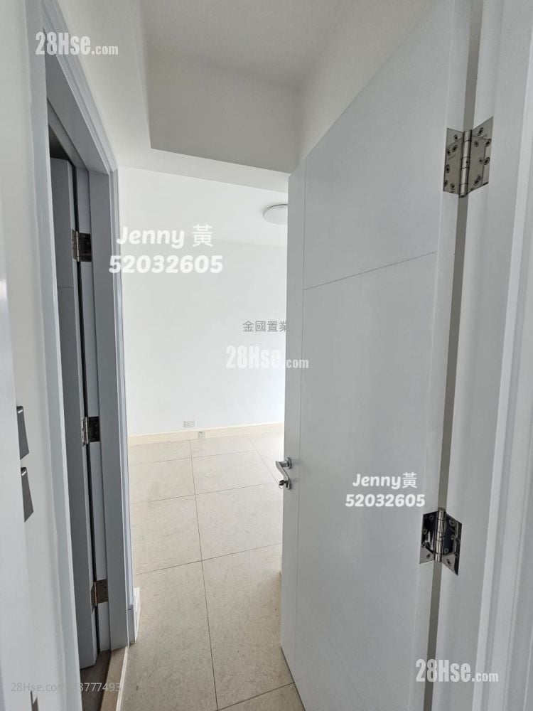 Festival City Sell 3 Bedrooms , 2 Bathrooms 786 ft²