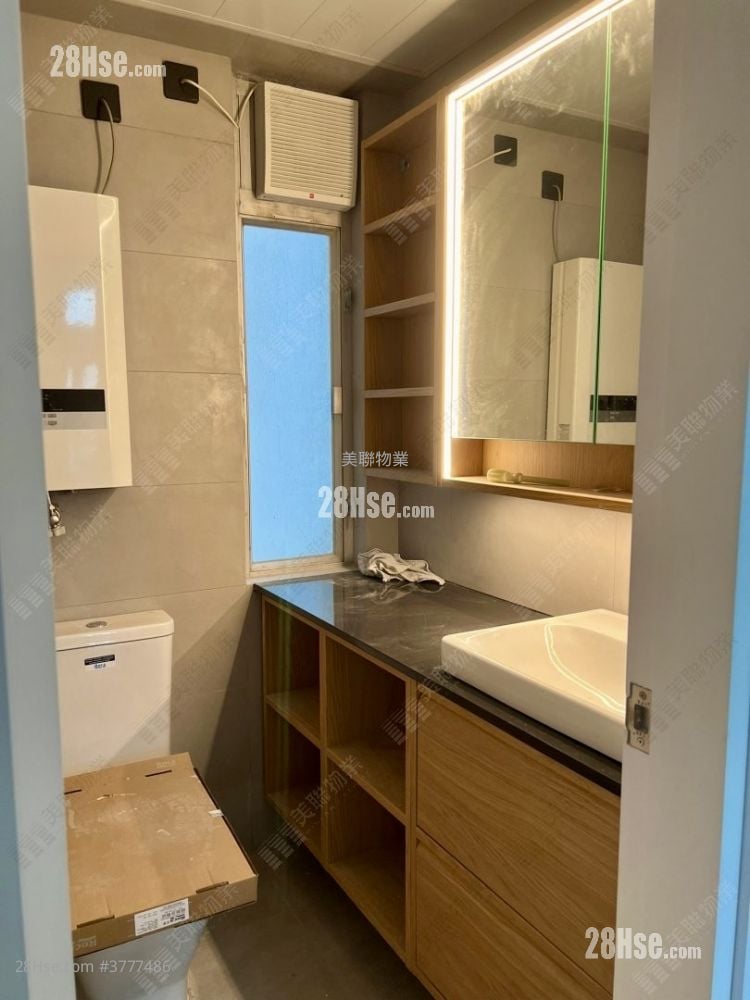 海滨花园 售盘 3 房 665 平方尺