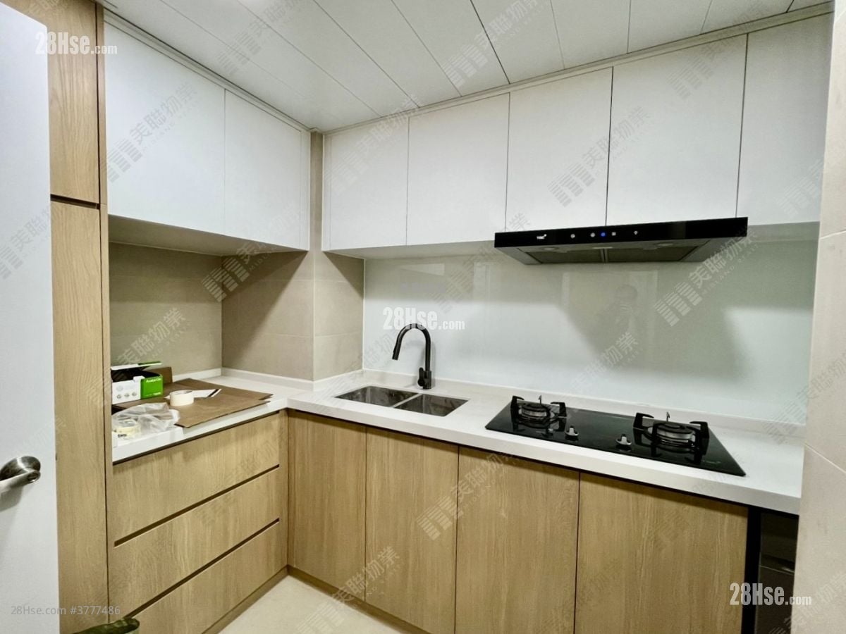 海滨花园 售盘 3 房 665 平方尺