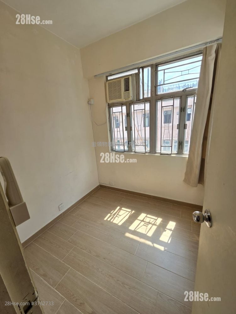 金成大厦 租盘 2 房 , 1 浴室 297 平方尺