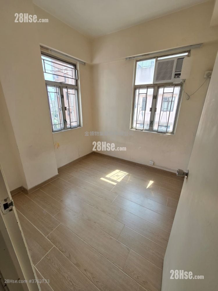 金成大厦 租盘 2 房 , 1 浴室 297 平方尺