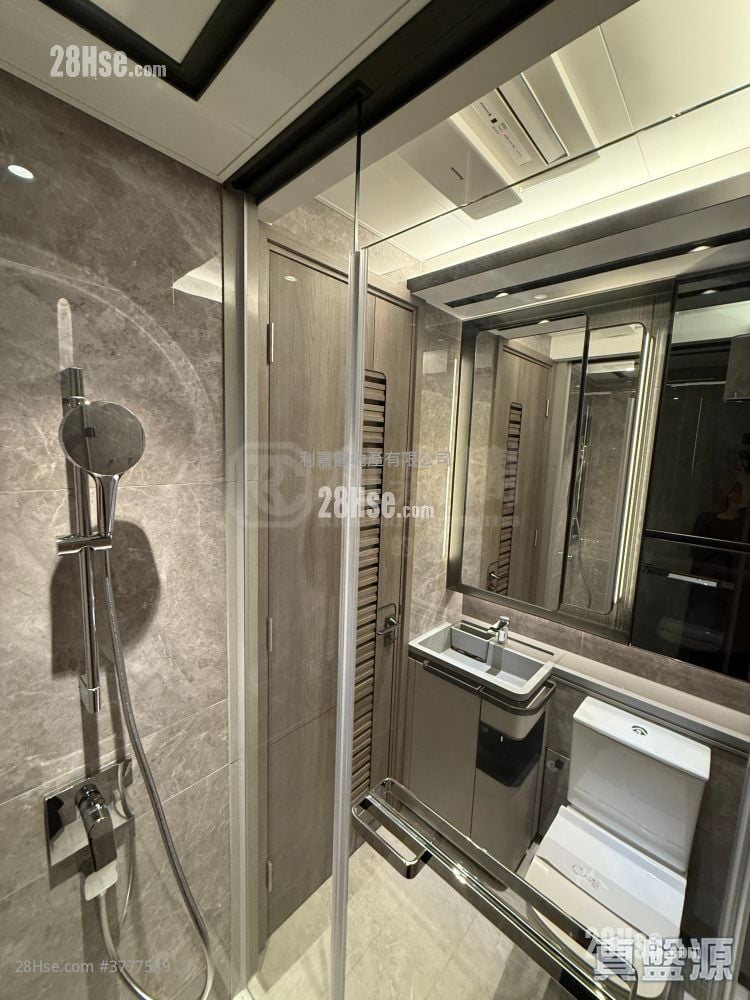 Cullinan Sky Sell 240 ft²