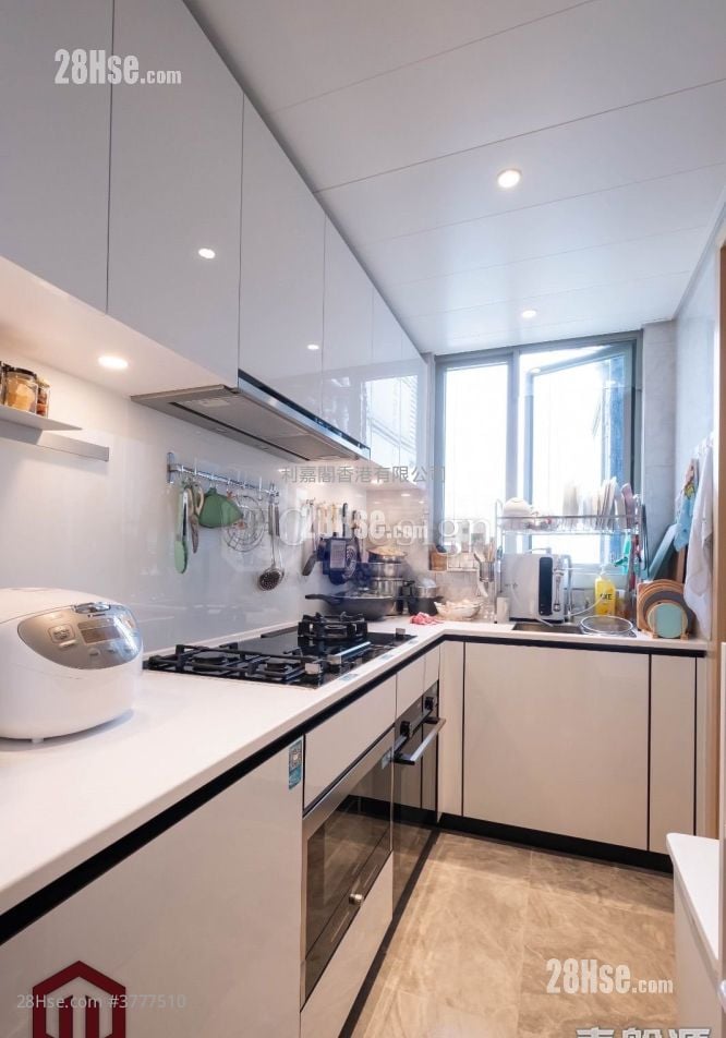 Ocean Marini Sell 4 Bedrooms 1,062 ft²