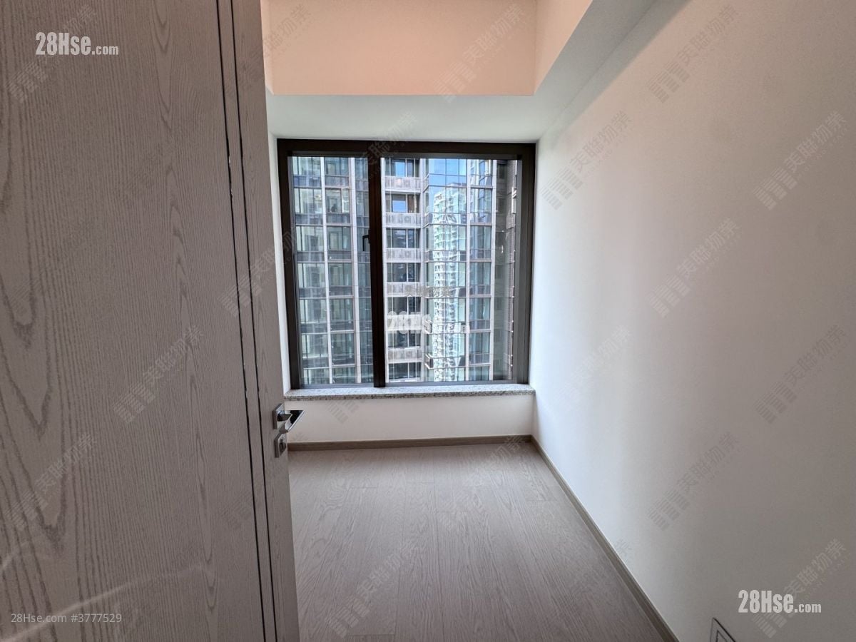 港岛南岸 售盘 3 房 746 平方尺