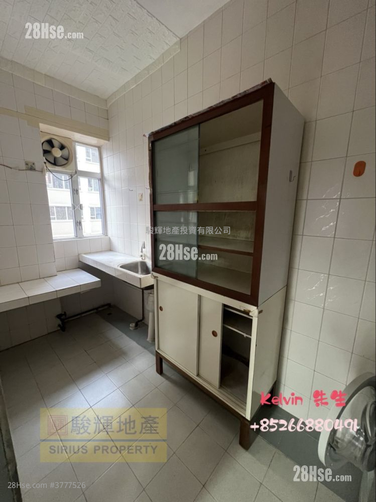 广东大楼 售盘 4 房 , 1 浴室 700 平方尺