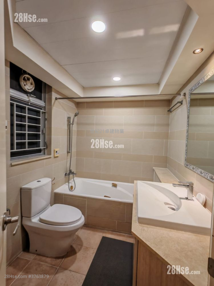 The Waterfront Sell 3 Bedrooms , 2 Bathrooms 943 ft²