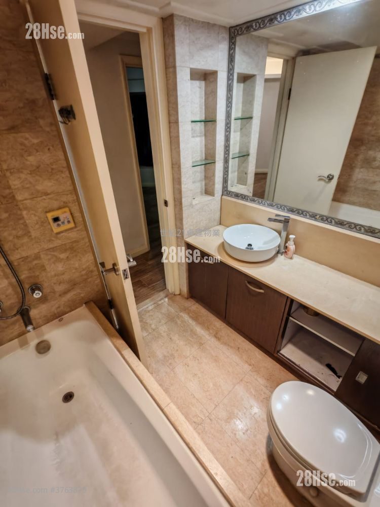 The Waterfront Sell 3 Bedrooms , 2 Bathrooms 943 ft²