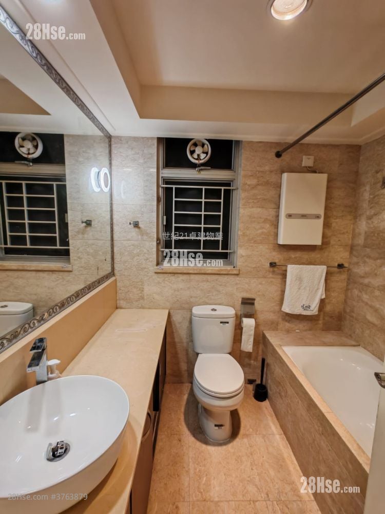 The Waterfront Sell 3 Bedrooms , 2 Bathrooms 943 ft²