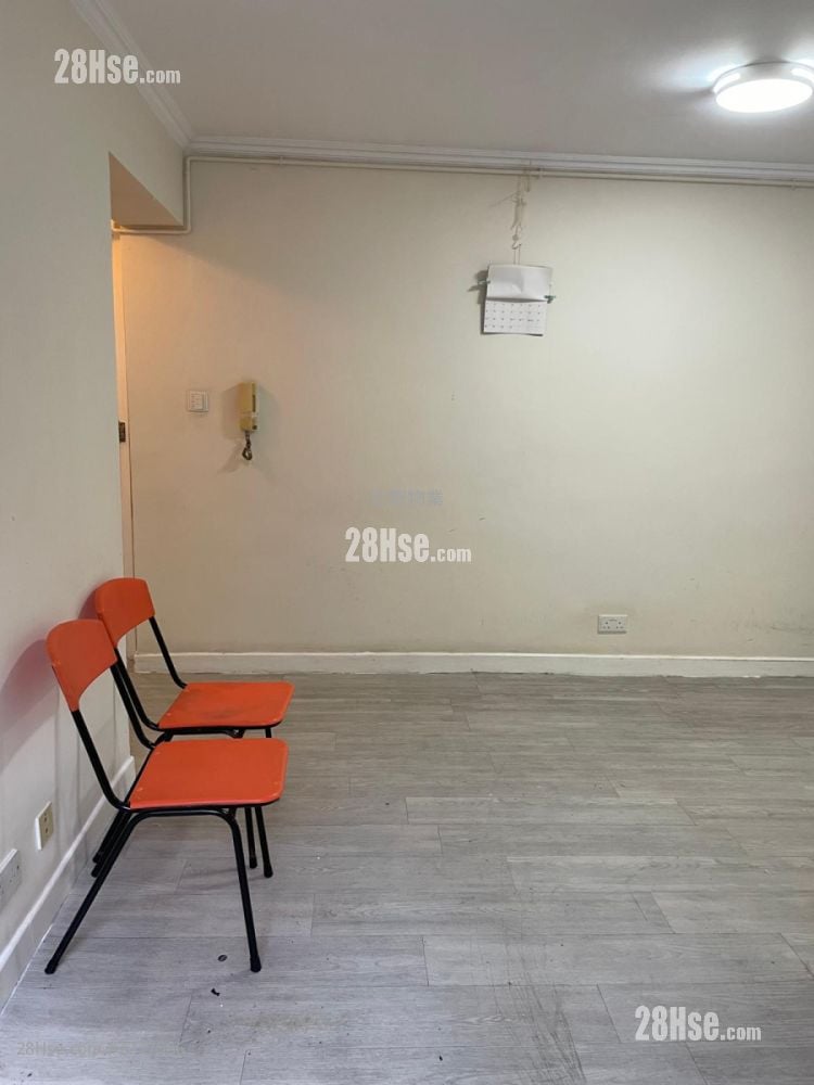 Fullview Garden Sell 2 Bedrooms , 1 Bathroom 431 ft²