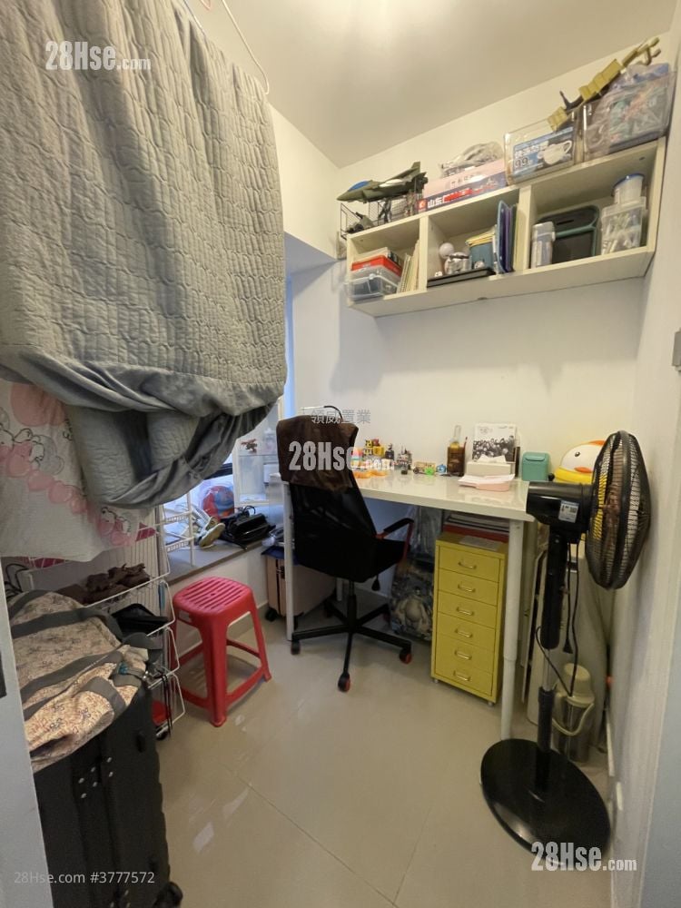 Fu Men Mansion Sell 2 Bedrooms , 1 Bathroom 326 ft²