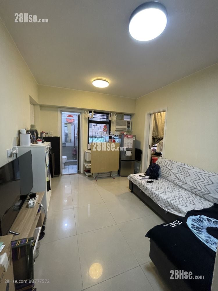 Fu Men Mansion Sell 2 Bedrooms , 1 Bathroom 326 ft²