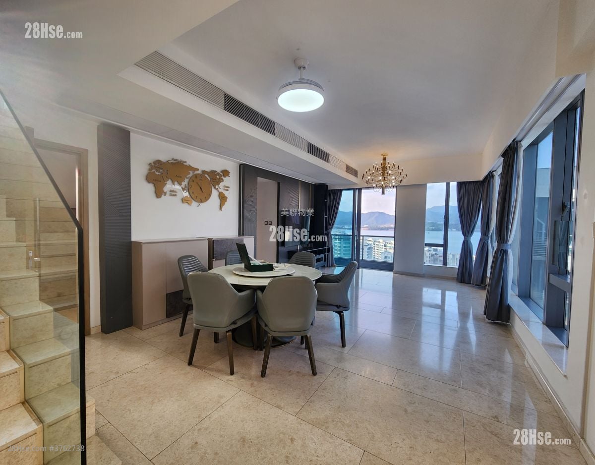 厅: 云滙 售盘 3 房 , 3 浴室 1,144 平方尺