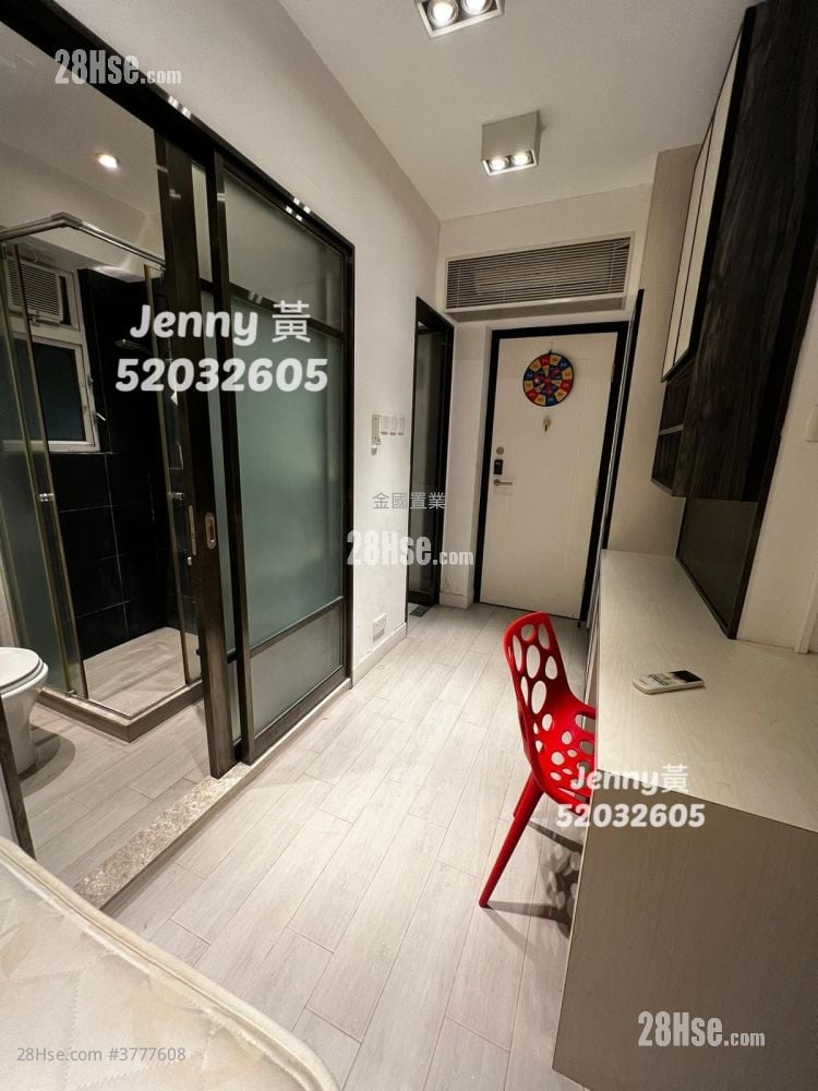 The Lodge Sell Studio , 1 Bathroom 220 ft²