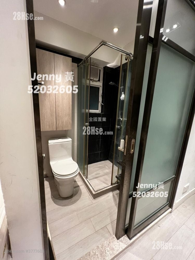 The Lodge Sell Studio , 1 Bathroom 220 ft²