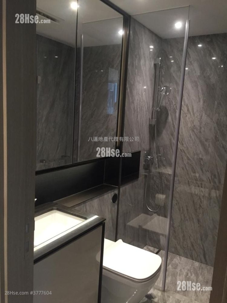 Phase 1B Of The Campton Sell 2 Bedrooms , 1 Bathroom 462 ft²