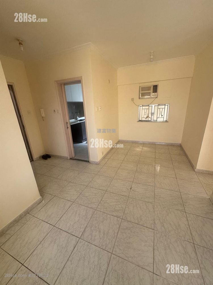 钜发大厦 售盘 2 房 , 1 浴室 447 平方尺