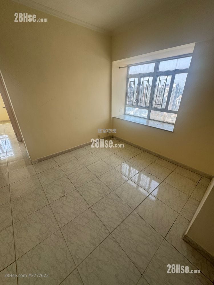 钜发大厦 售盘 2 房 , 1 浴室 447 平方尺