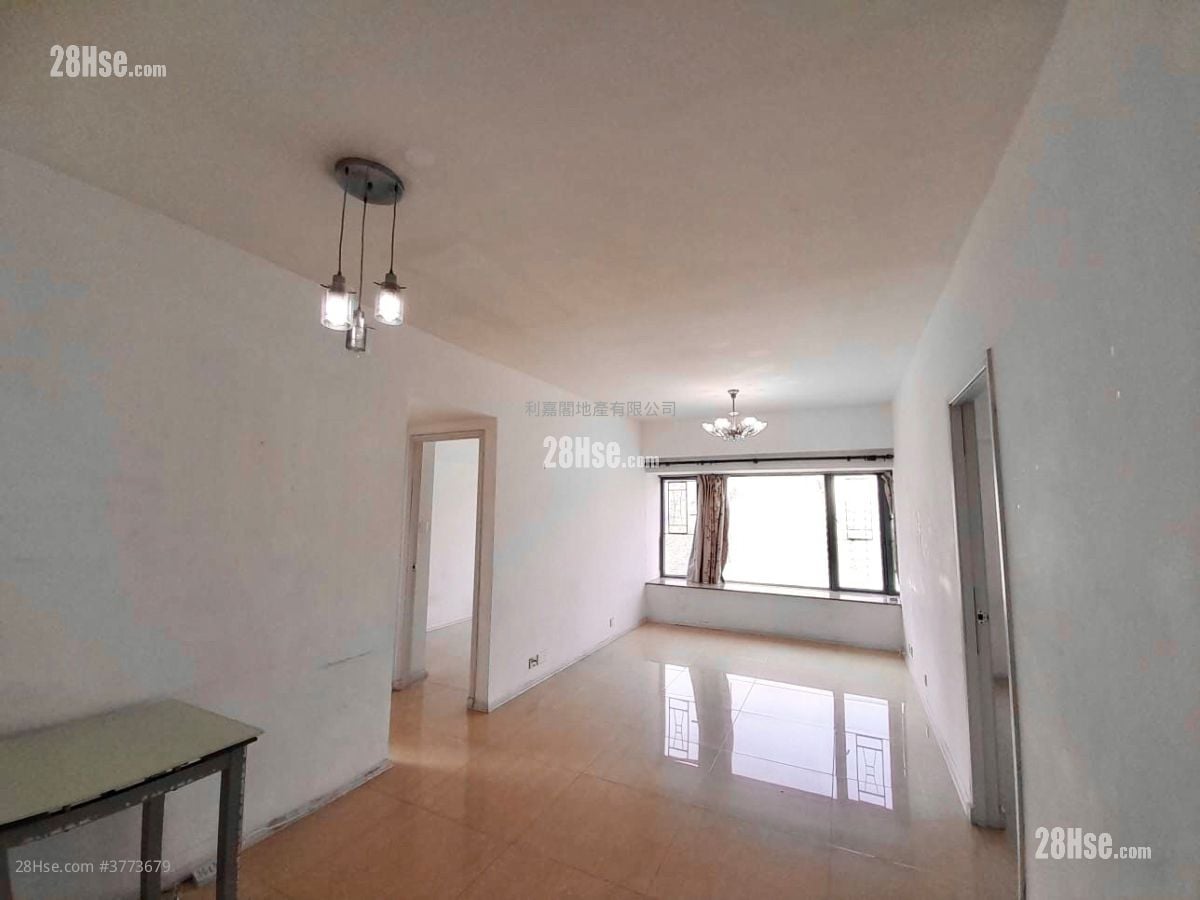 蓝澄湾 售盘 3 房 , 1 浴室 690 平方尺