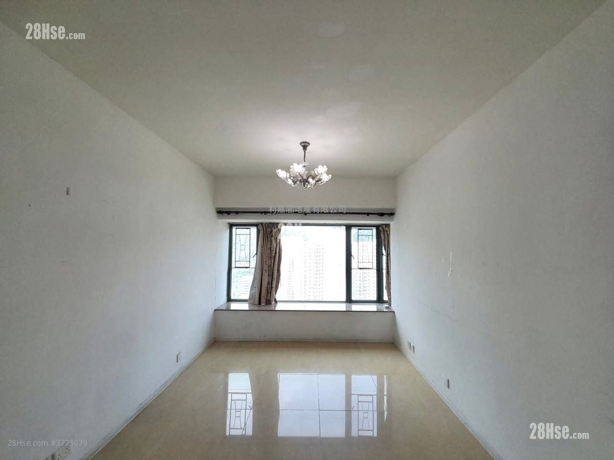 蓝澄湾 售盘 3 房 , 1 浴室 690 平方尺