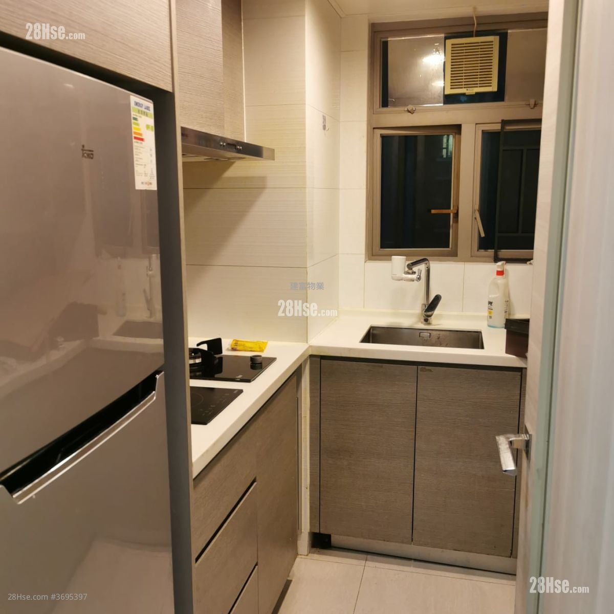 世宙 售盘 2 房 , 1 浴室 430 平方尺